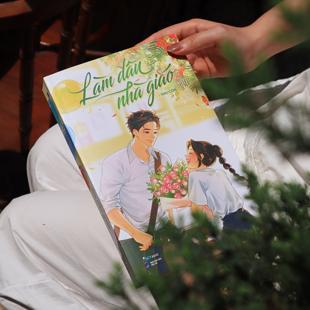 Bộ Làm Dâu Nhà Giáo - Bản Đặc Biệt - Tặng Kèm Bookmark In 2 Mặt + Postcard Kèm Chữ Ký Tác Giả + Photostrip Ivory Cán Nhũ - Ảnh 5