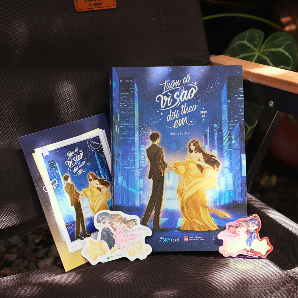 Bộ Luôn Có Vì Sao Dõi Theo Em - Bản Đặc Biệt - Tặng Kèm Bookmark + Postcard + Móc Khóa Acrylic Cán Màng Hologram - Ảnh 5