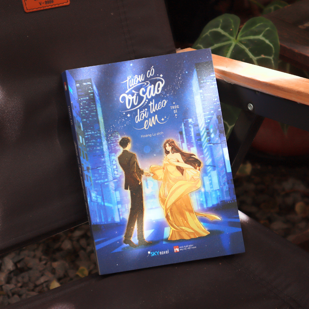 Bộ Luôn Có Vì Sao Dõi Theo Em - Bản Đặc Biệt - Tặng Kèm Bookmark + Postcard + Móc Khóa Acrylic Cán Màng Hologram - Ảnh 6