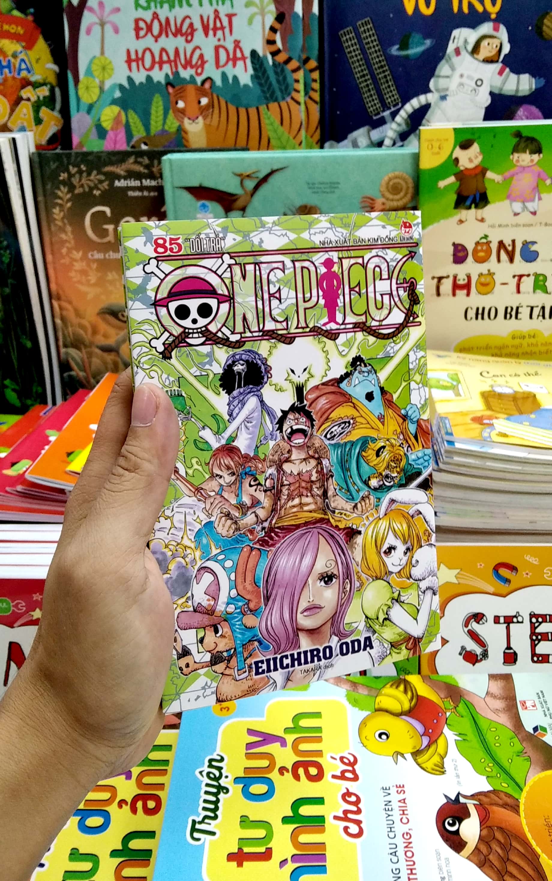 Bo
						
										
										One Piece - Tap 85 - Doi Tra - Ban Bia Ao (Tai Ban 2022) - Ảnh 6